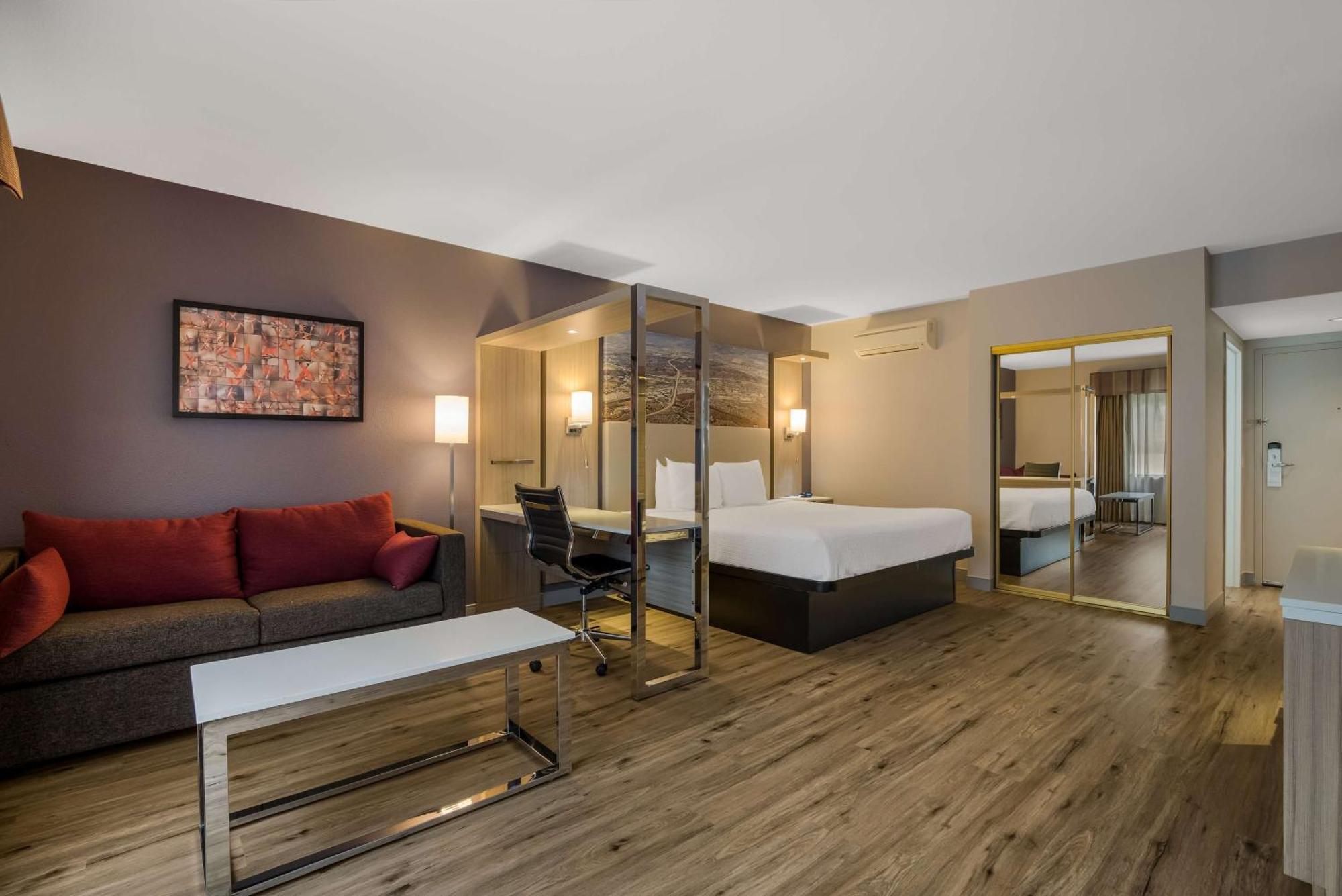 Best Western Diamond Bar Hotel & Suites Exterior foto